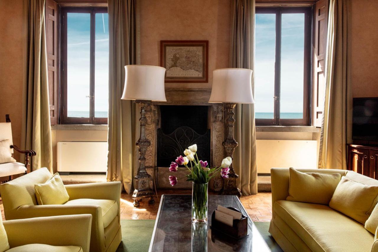 La Posta Vecchia Hotel Ladispoli Esterno foto