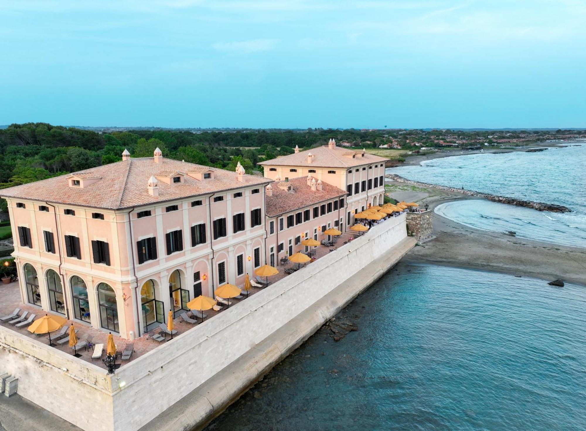 La Posta Vecchia Hotel Ladispoli Esterno foto